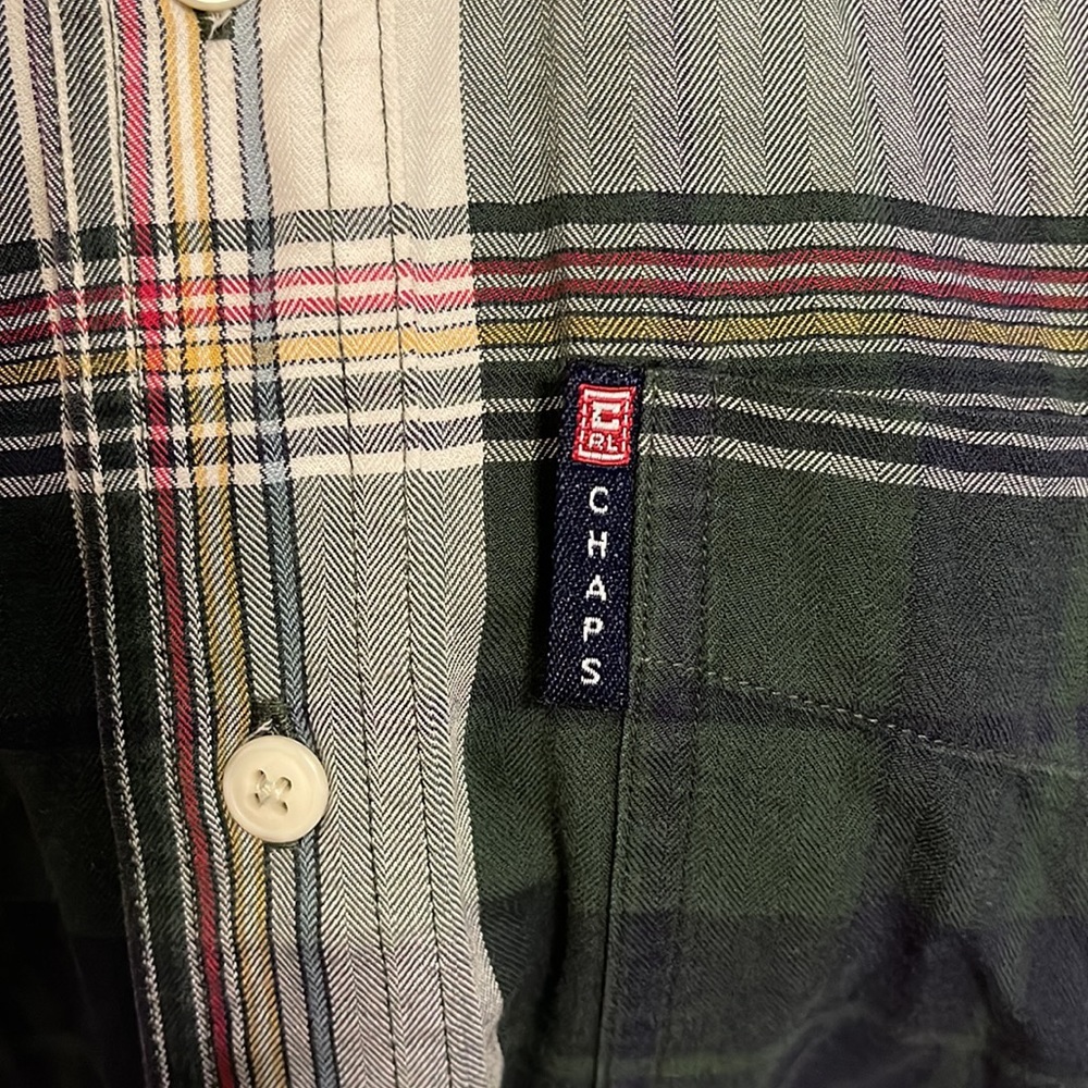 Chaps Men’s Button Down - Picture 2 of 3